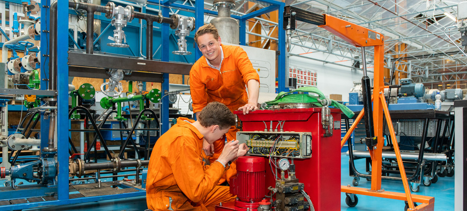 Tijdens de opleiding Onderhoudstechnicus meet-en regeltechniek leer je alles over meet- en regeltechniek in de industrie.